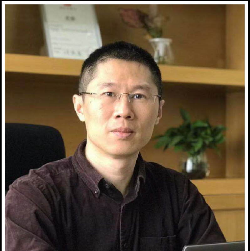 黄晖.png
